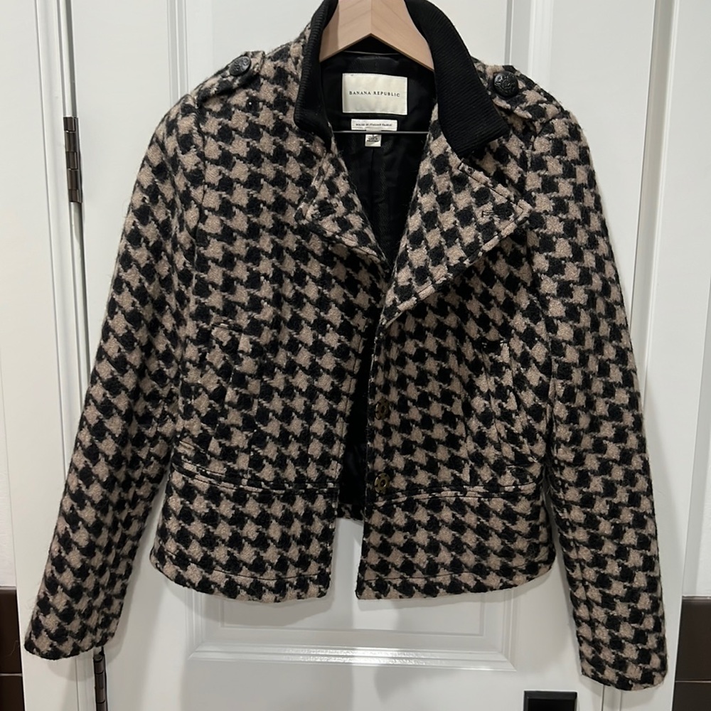 Banana Republic Black/Tan Wool Houndstooth Lined Jacket, Blazer